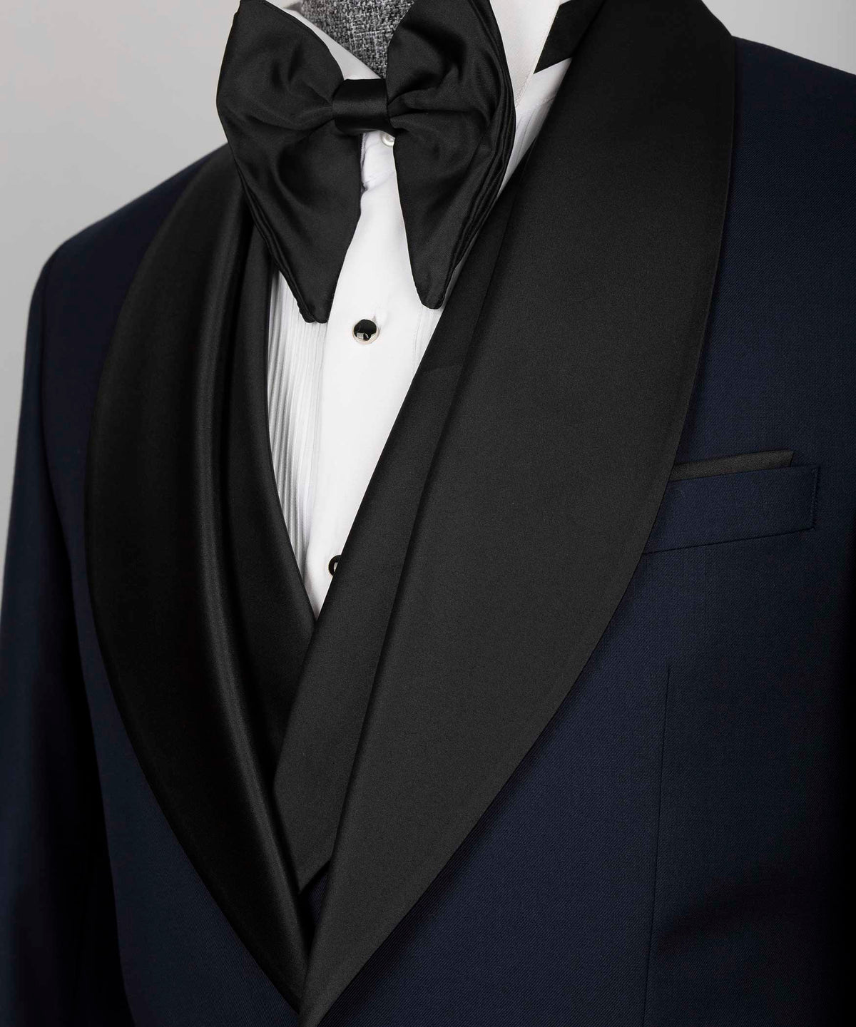 Black Satin-Lapel Dark Blue Tuxedo