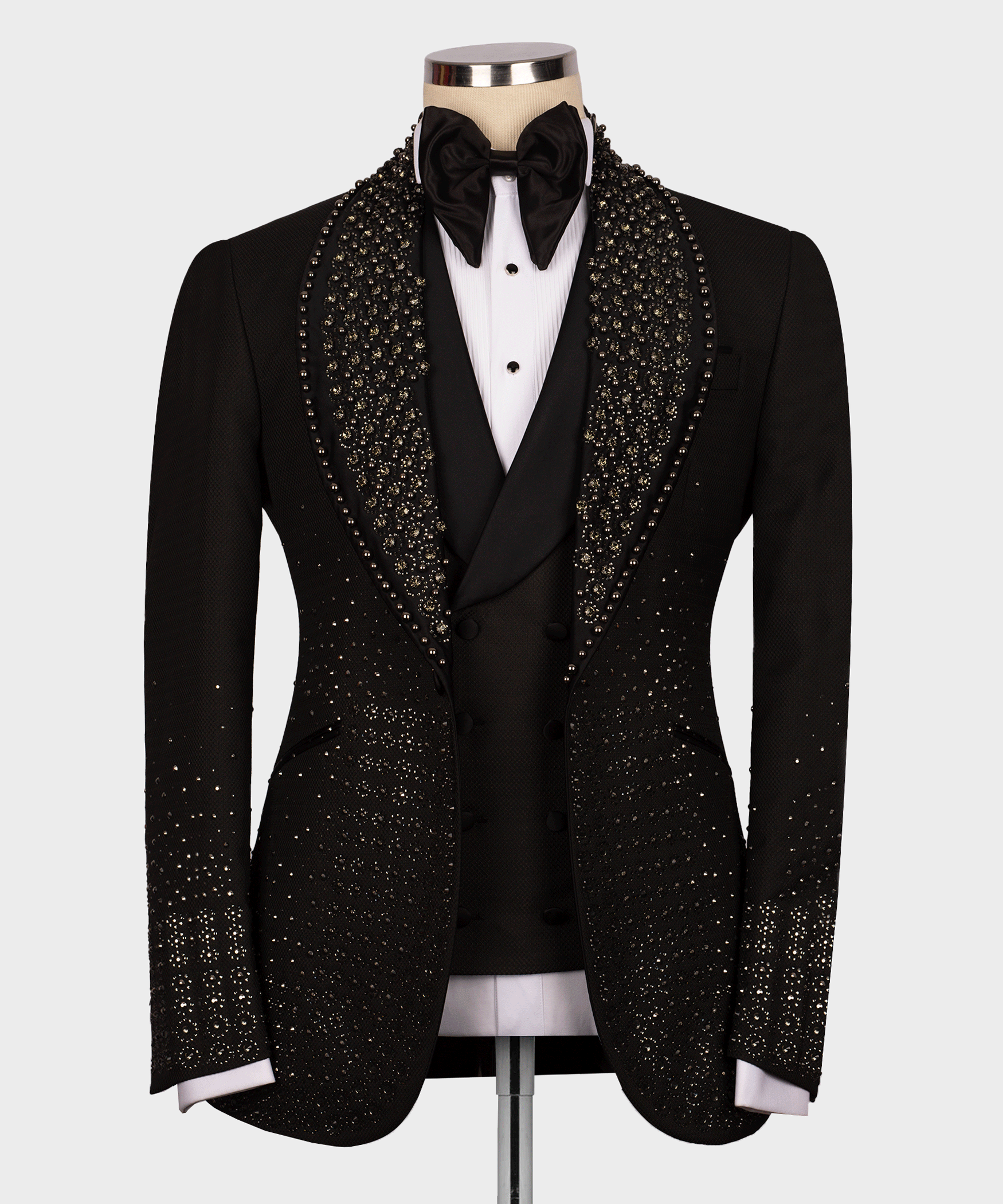 Round Patterned Statement Black Tuxedo