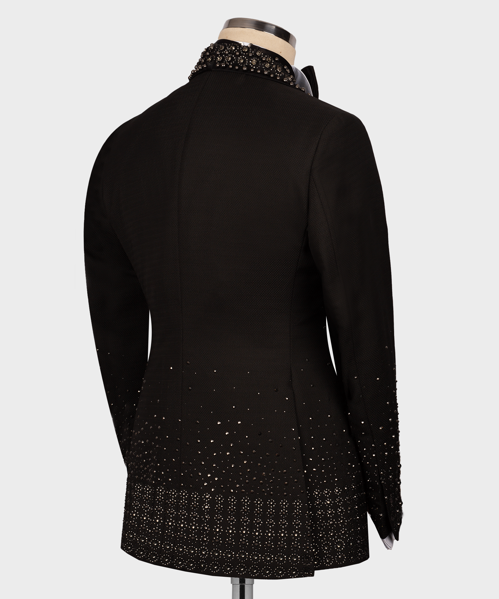 Round Patterned Statement Black Tuxedo