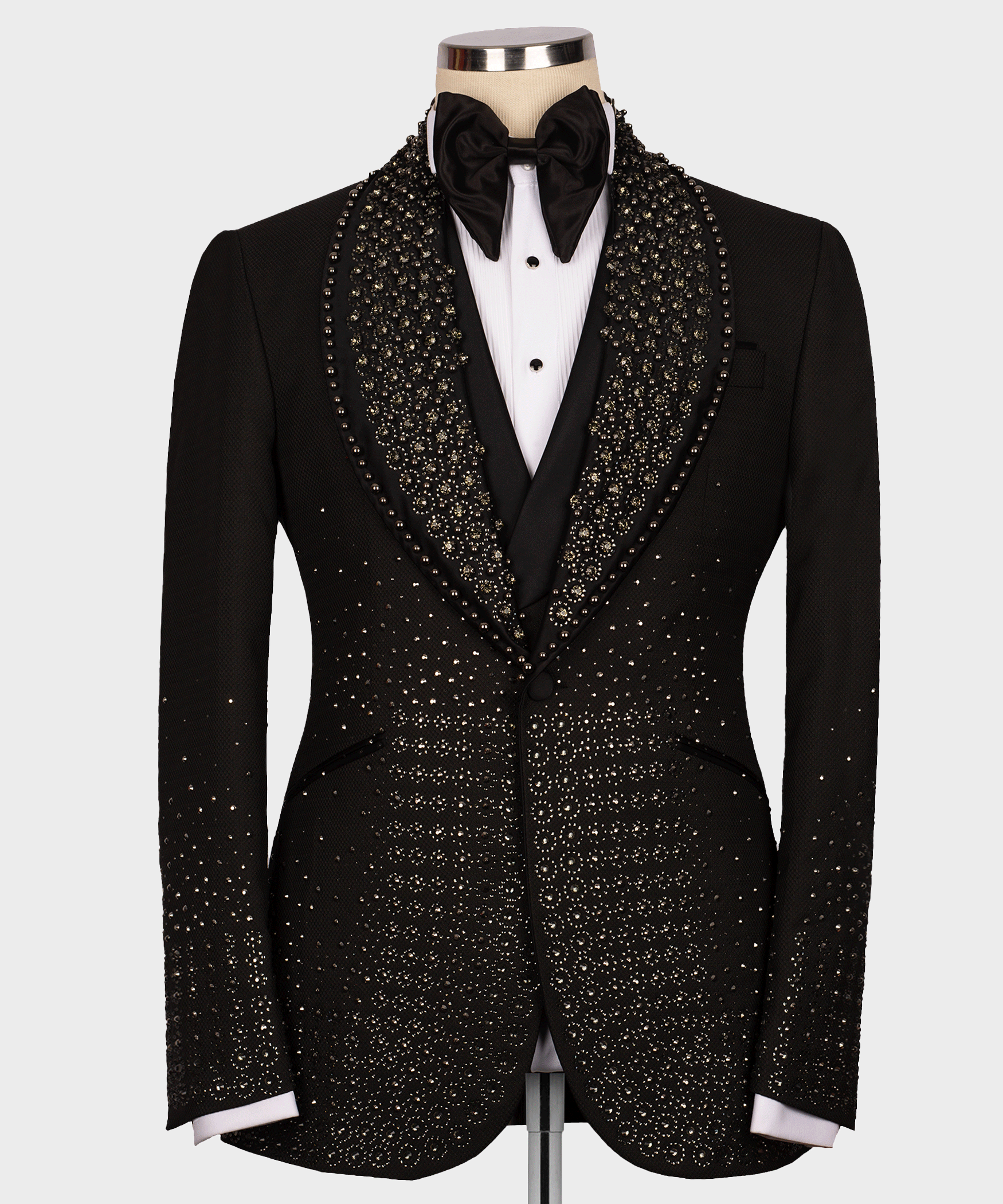 Round Patterned Statement Black Tuxedo
