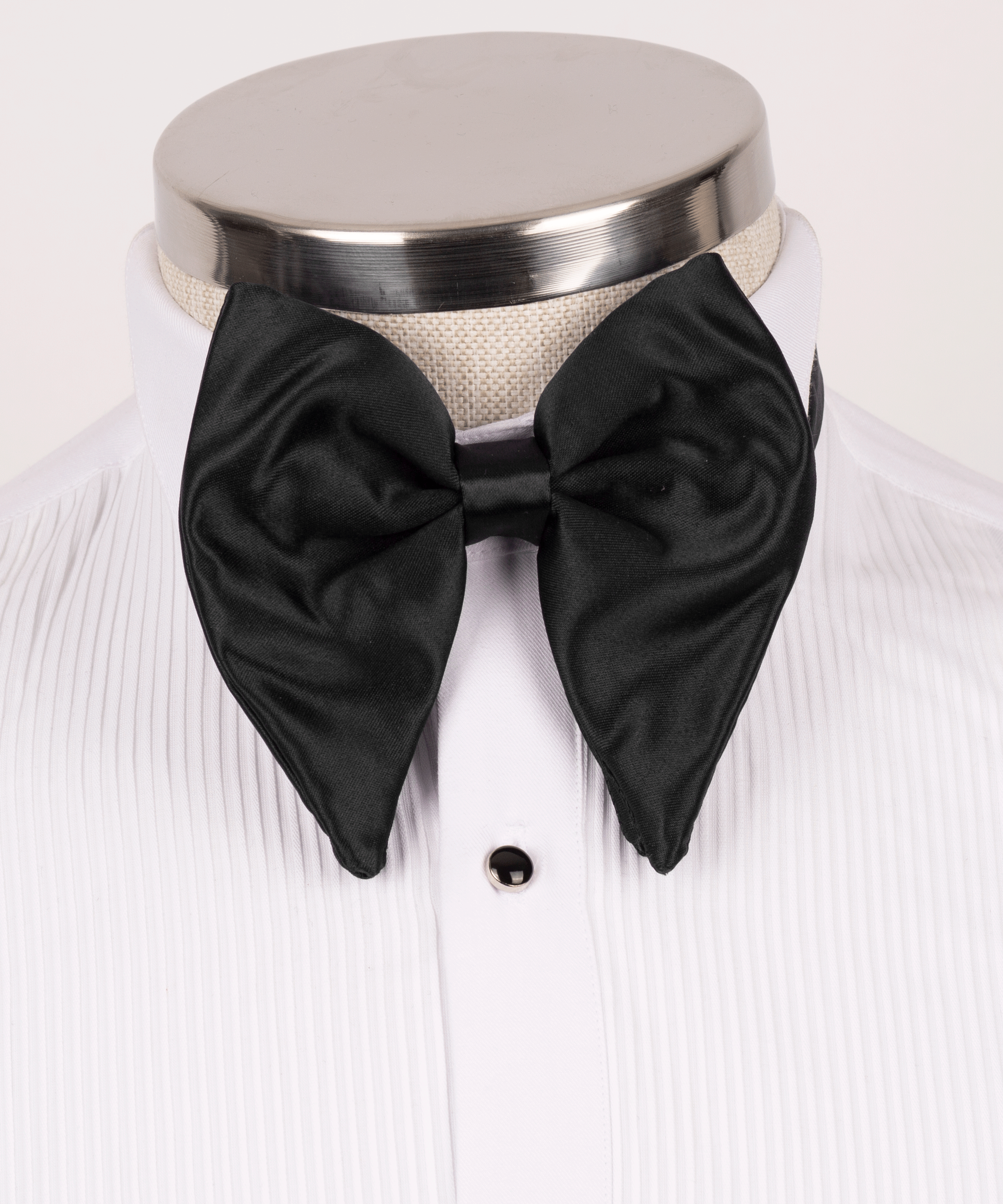 Gold Pearl Statement Tuxedo